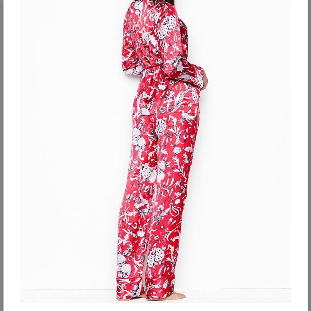 Black Cherry Floral Ribbons Satin Pajamas Set - Picture 2 of 8